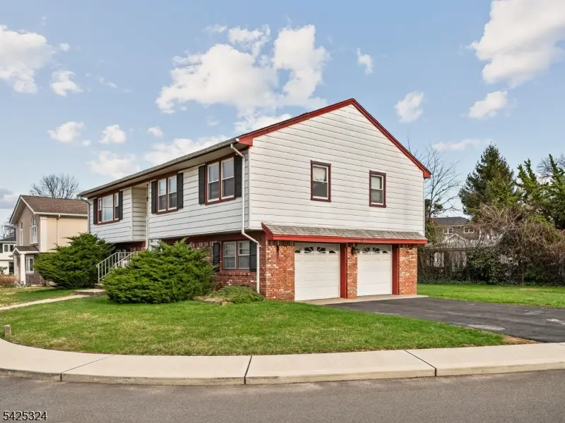 33 Beech St, Little Ferry, NJ 07643 - #2