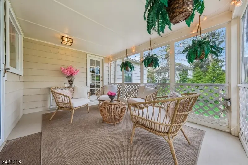 6 Lincoln Ave, Chatham, NJ 07928 - #3