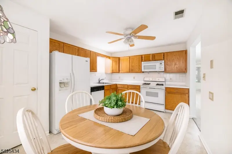 114 Sunrise Dr, Whippany, NJ 07981 - #3