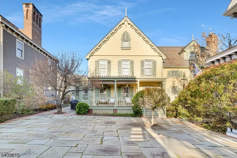 1 Murray Hill Sq #1, New Providence, NJ 07974 - #2