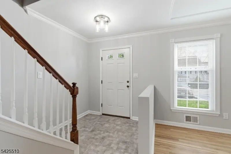 87 Hampshire Dr, Mendham, NJ 07945 - #2