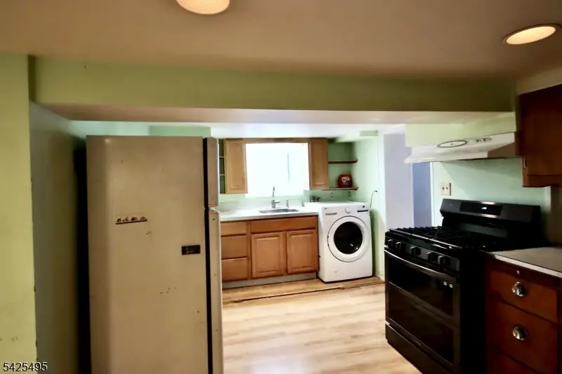 84 N 12th St, Hawthorne, NJ 07506 - #3