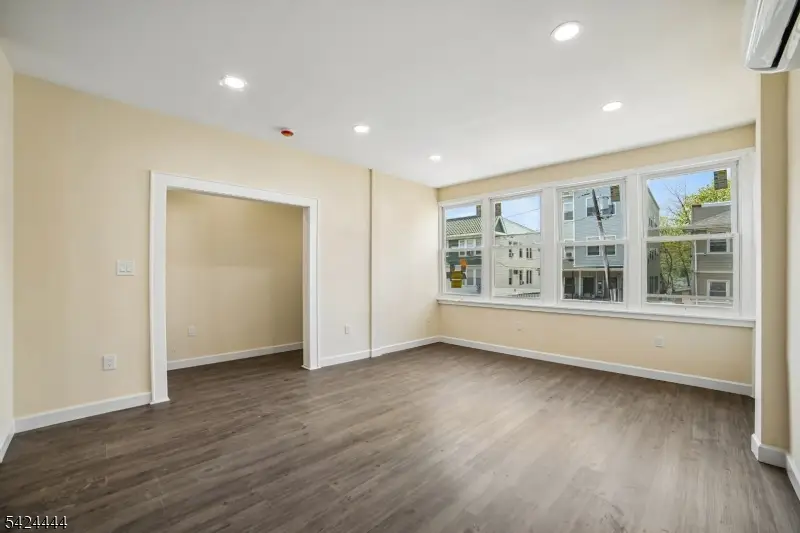 36 Chelsea Ave, East Orange, NJ 07018 - #3