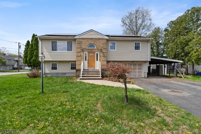 334 Pine St, Pompton Lakes, NJ 07442 - #2