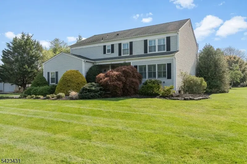 19 Daniel Dr, Blackwells Mills, NJ 08844 - #3