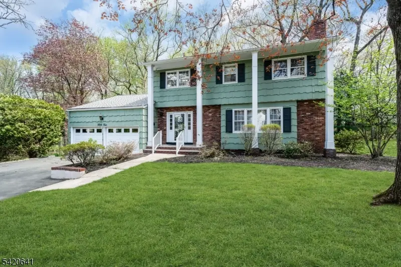 44 Manitou Cir, Westfield, NJ 07090 - #1