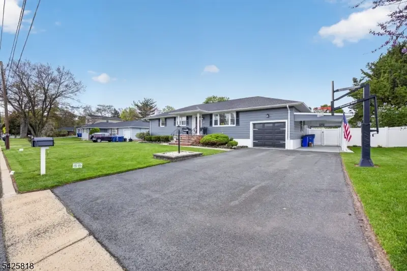 1382 Osage Rd, North Brunswick, NJ 08902 - #3