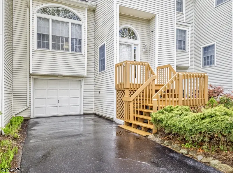 4 Erin Way, Lincoln Park, NJ 07035 - #1