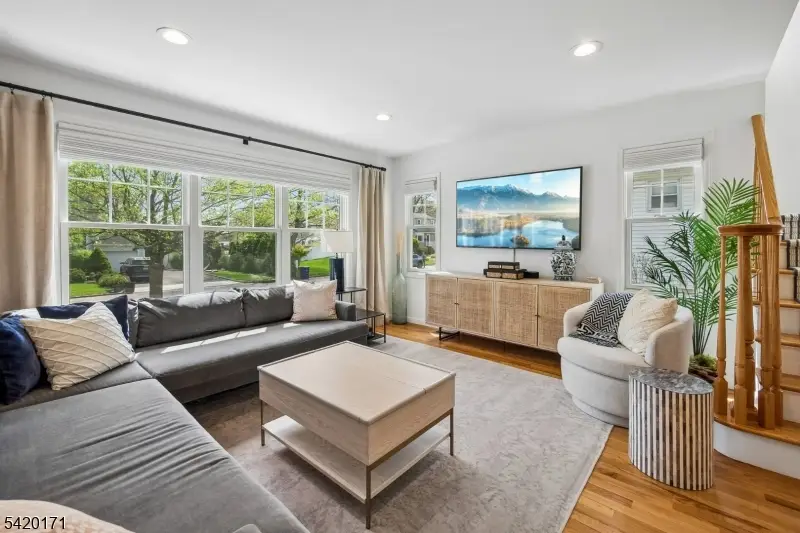 41 Milton Ave, Summit, NJ 07901 - #3