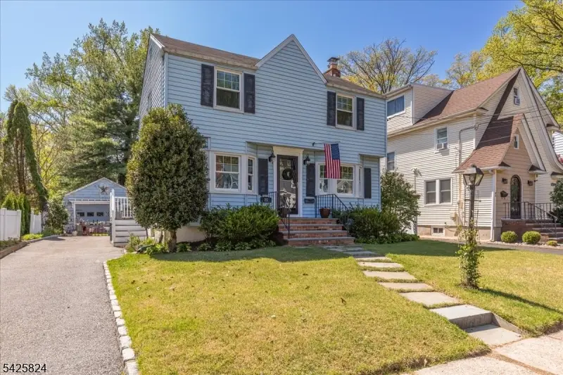 25 Herning Ave, Cranford, NJ 07016 - #3