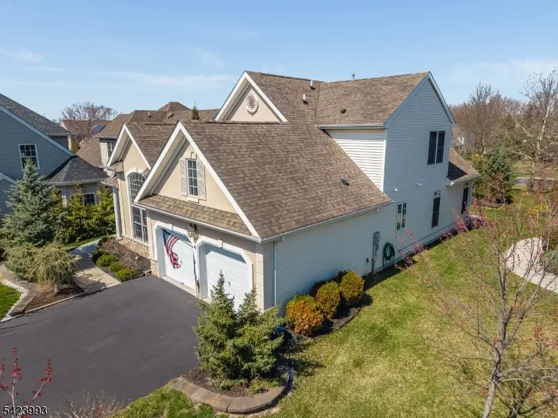 4 Nortwick Ct, Somerset, NJ 08873 - #2