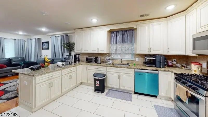 800 Bergen St, Newark, NJ 07108 - #2