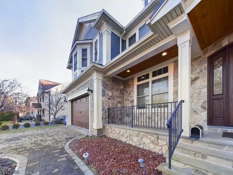 301 Garrett Rd, Mountainside, NJ 07092 - #2