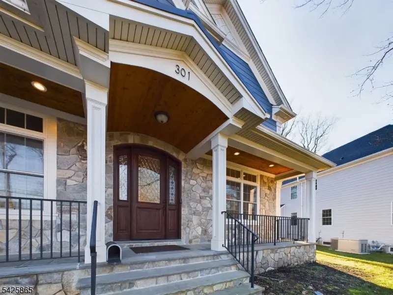 301 Garrett Rd, Mountainside, NJ 07092 - #3