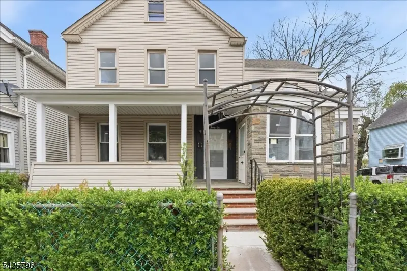 41 Mitchell St, West Orange, NJ 07052 - #1