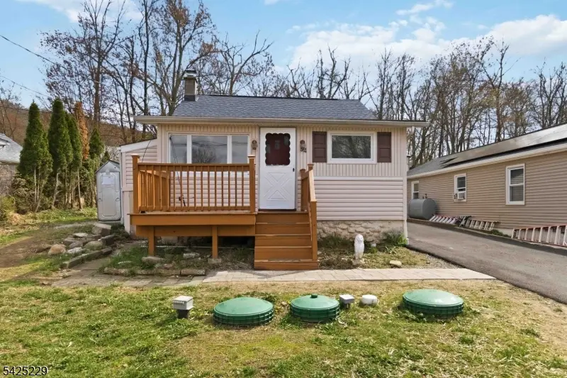 54 Wildwood Rd, Oak Ridge, NJ 07438 - #1