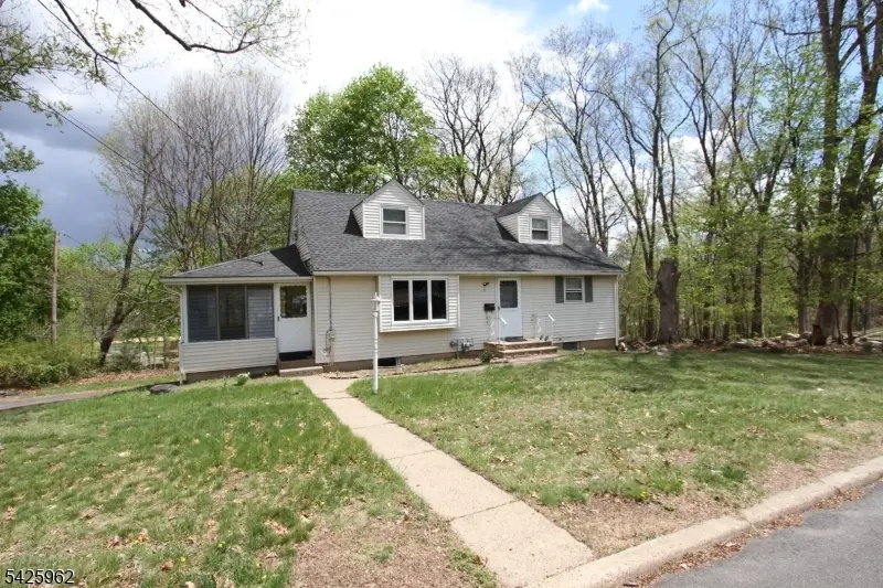 71 Dawn Ave, North Haledon, NJ 07508 - #1