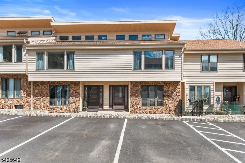 311 Cheyenne Rd, Andover, NJ 07848 - #1