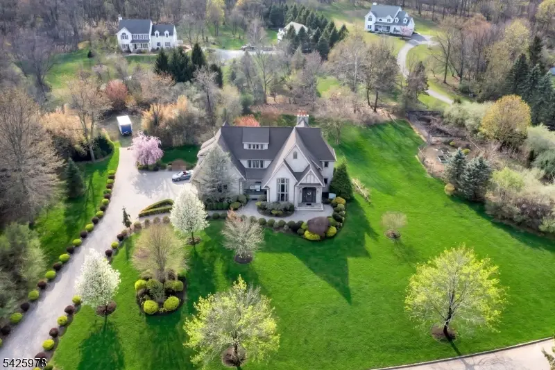 8 Mountain Top Dr, Liberty, NJ 07838 - #2