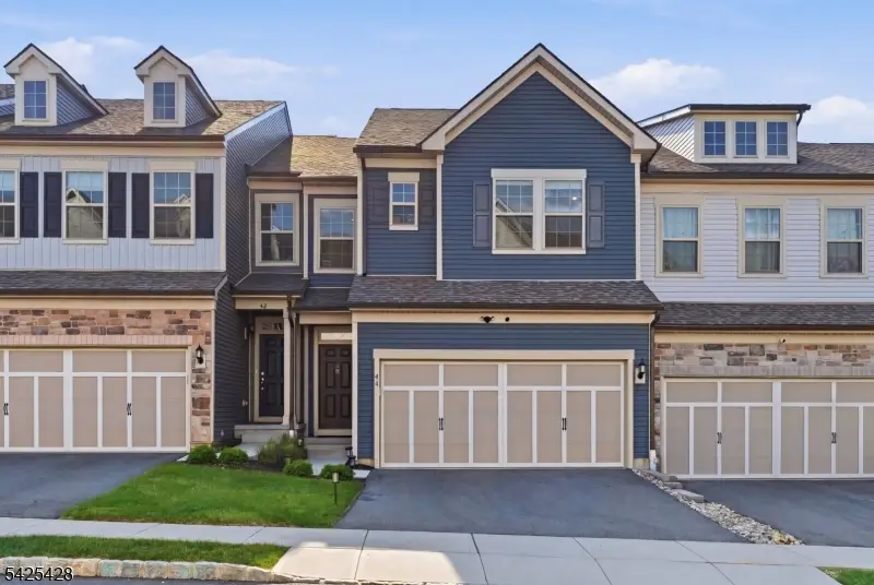 44 Dahlia Dr, Warren, NJ 07059 - #1