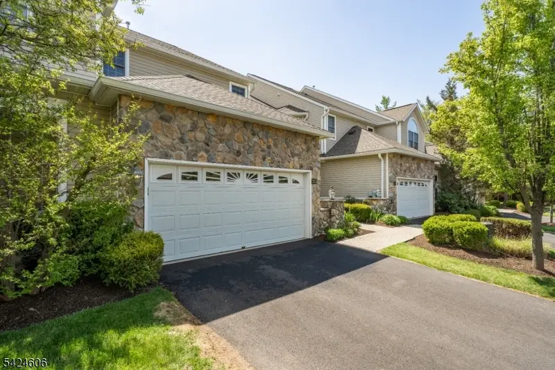 20 Pine Valley Rd, Livingston, NJ 07039 - #2