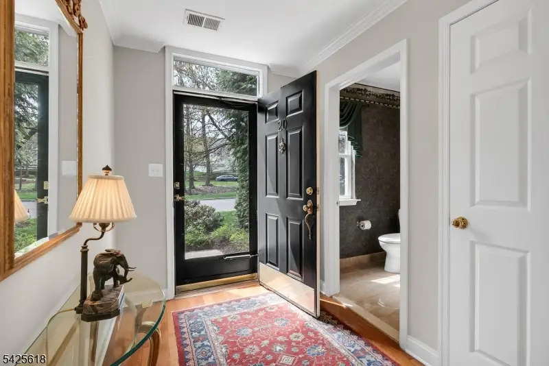 20 Hopkinson Ct, The Hills, NJ 07920 - #2