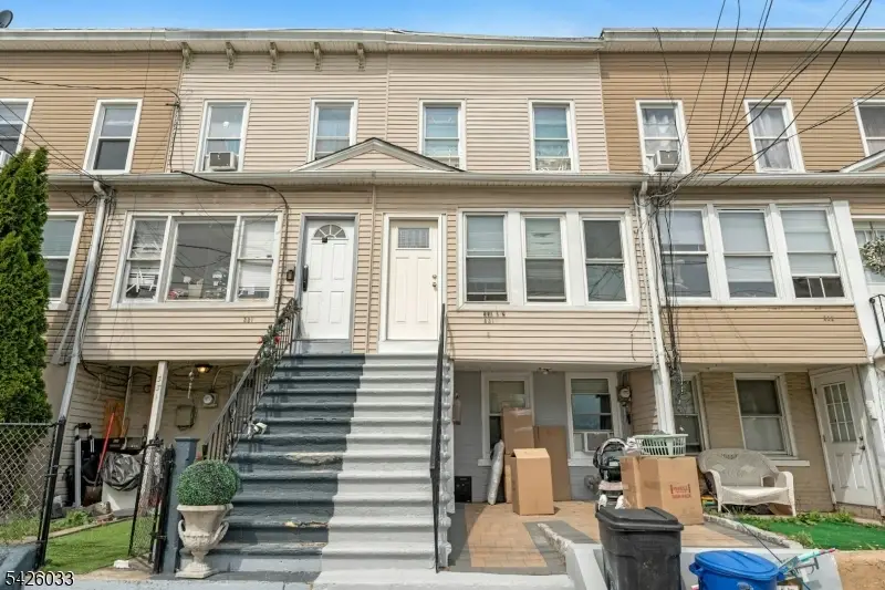 331 1/2 Forest, Kearny, NJ 07032 - #1