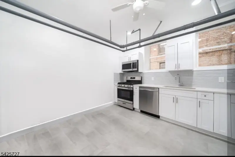 340 Fairmount Ave #C3, Jersey City, NJ 07306 - #2