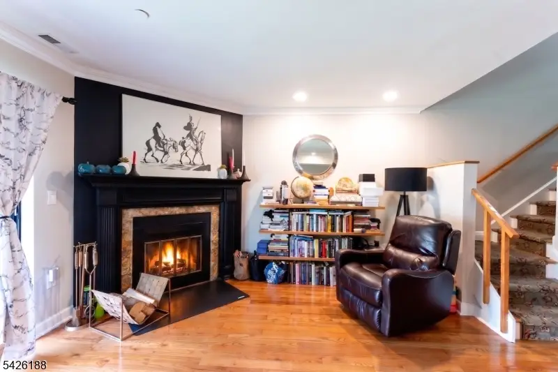 4 Millay Ct, Teaneck, NJ 07666 - #3