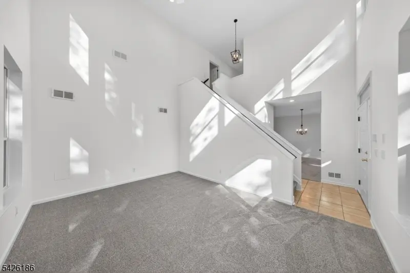 1 Hornbeam Way, Hardyston, NJ 07419 - #3