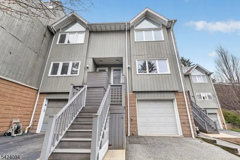 154 Marion Dr, West Orange, NJ 07052 - #3