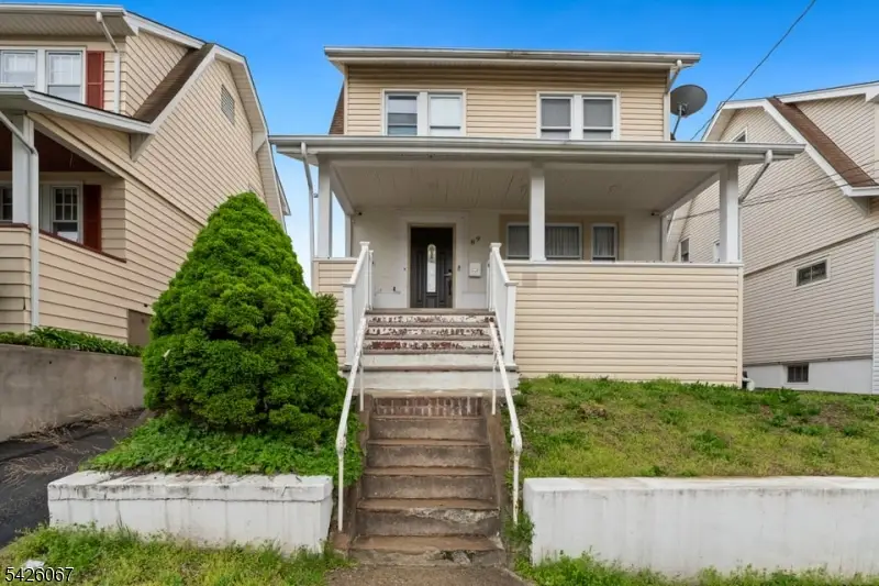 89 E 6th St, Clifton, NJ 07011 - #1