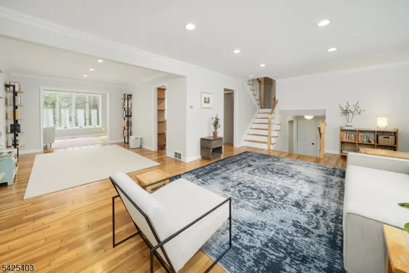 120 Brookside Dr, New Providence, NJ 07974 - #3