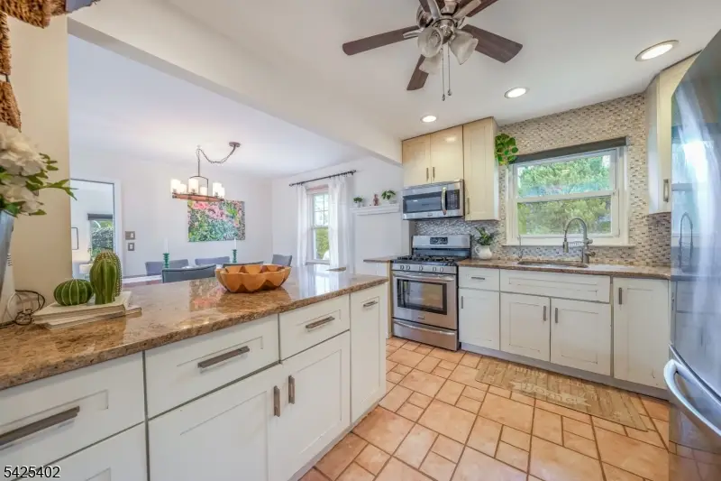 2 Dogwood Ter, Livingston, NJ 07039 - #2