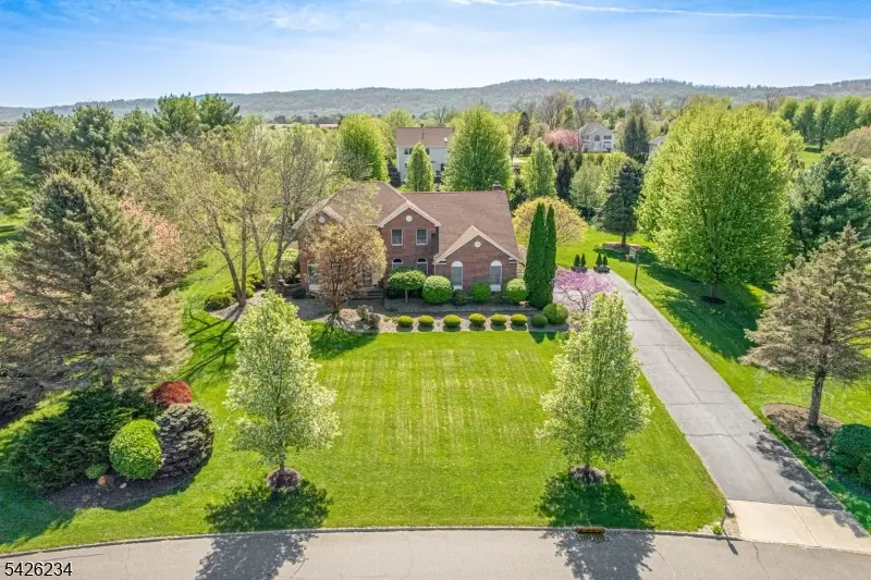 106 Stone Crossing, Stewartsville, NJ 08886 - #2