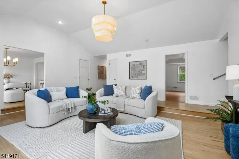 210 Florence Ave N, Westfield, NJ 07090 - #3