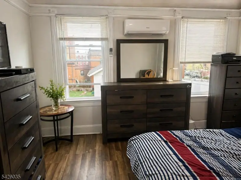 19 Cloverhill Pl, Montclair, NJ 07042 - #2