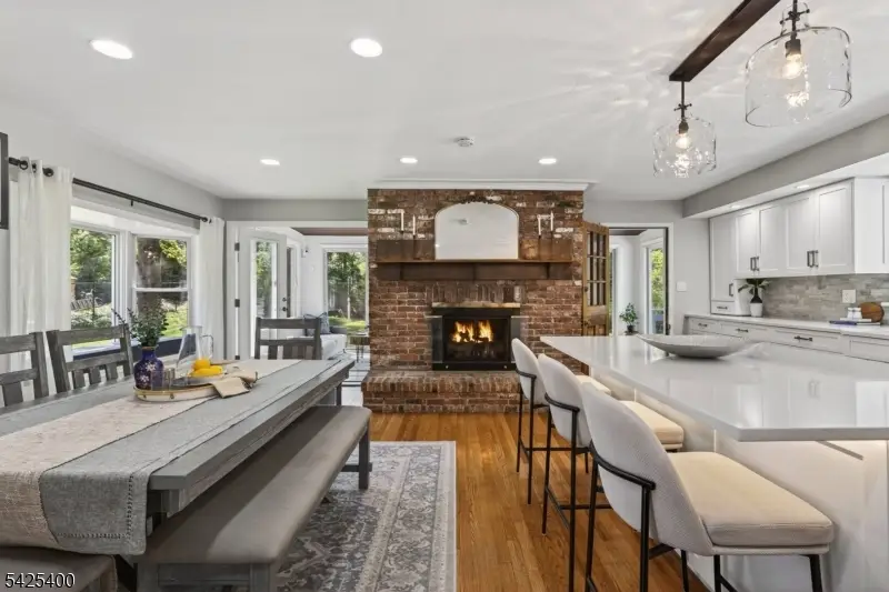 28 Spring Ridge Dr, Berkeley Heights, NJ 07922 - #3