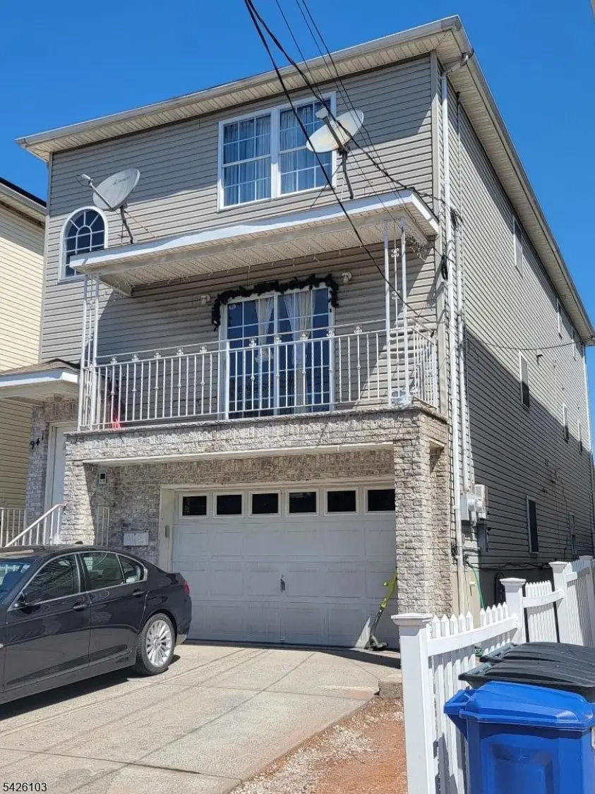 941 Emma St, Elizabeth, NJ 07201 - #3