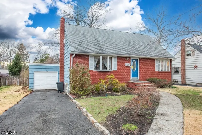 23 Sunnie Ter, West Caldwell, NJ 07006 - #1