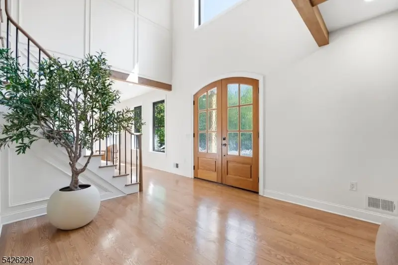 61 Hickory St, Metuchen, NJ 08840 - #3