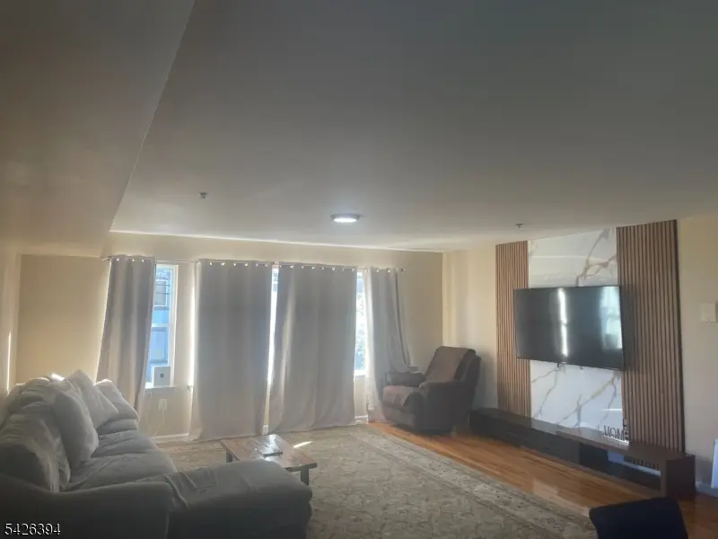 189 Astor St, Newark, NJ 07114 - #2