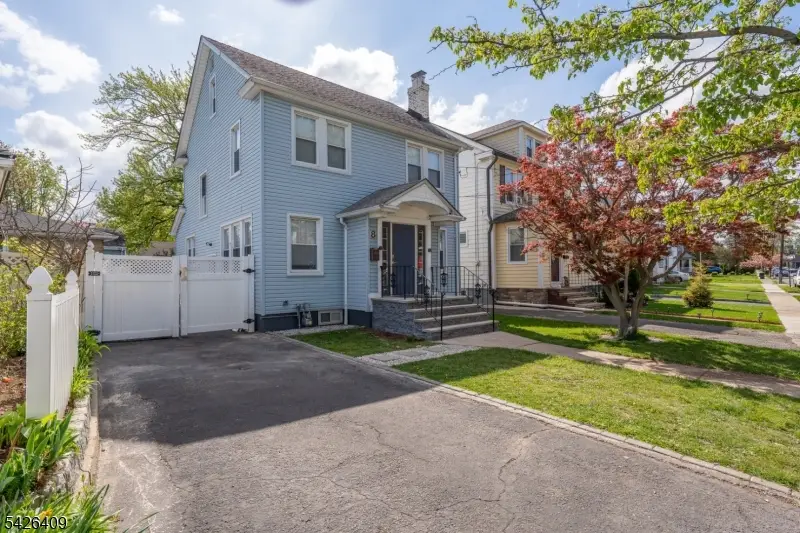 8 Melrose Ter, Elizabeth, NJ 07208 - #1