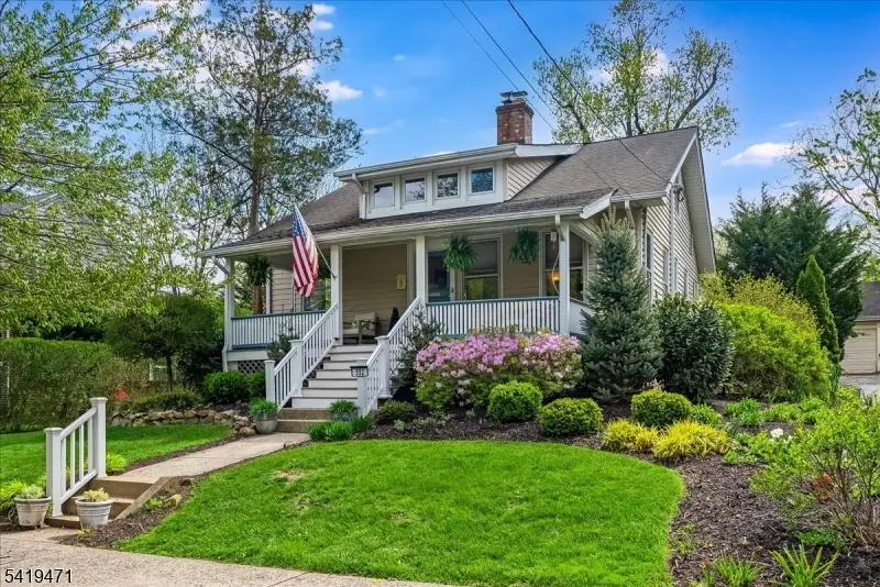 552 Summit Ave, Maplewood, NJ 07040 - #3