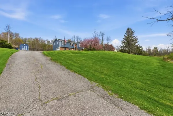 87 Mudtown Rd, Wantage Twp., NJ 07461