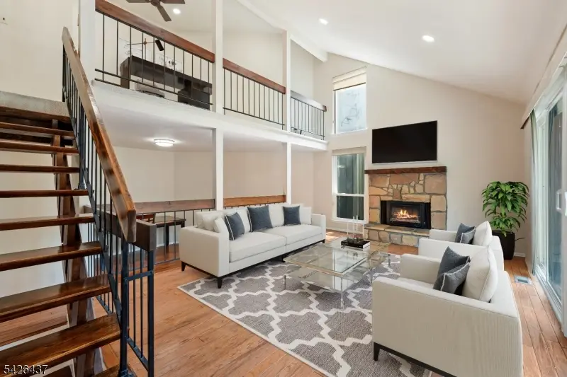 257 Gemini Dr #1B, Hillsborough, NJ 08844 - #3