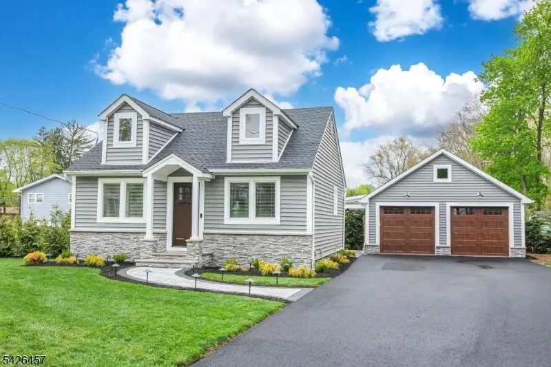 40 Bent St, Kenvil, NJ 07847 - #2