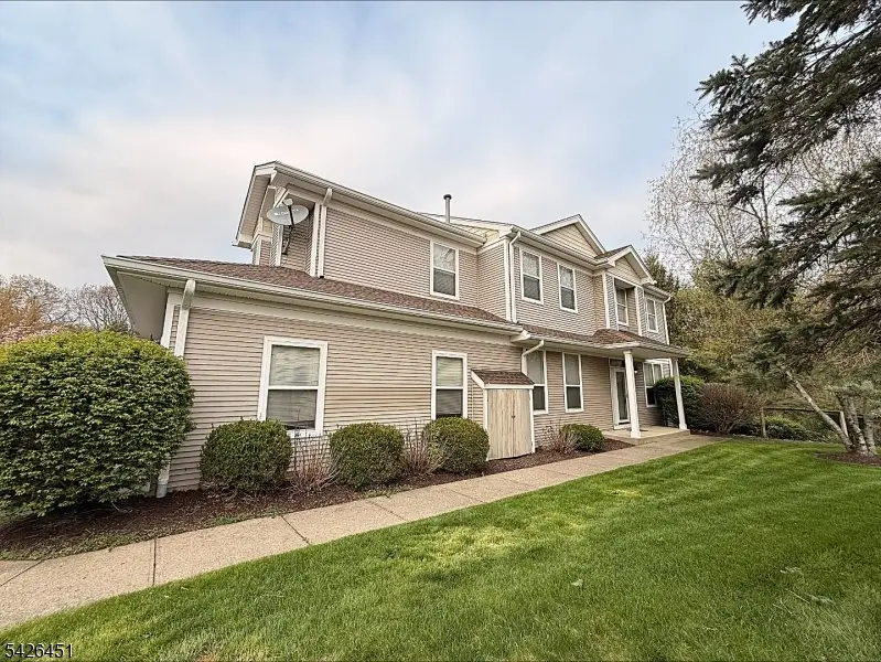 15 Aspen Ct, Hardyston, NJ 07419 - #2