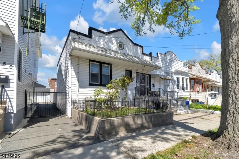 452 N 11th St, Newark, NJ 07107 - #2