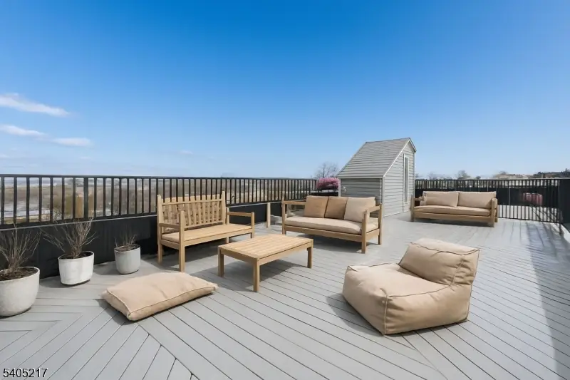 104 Poplar St #2, Jersey City, NJ 07307 - #2